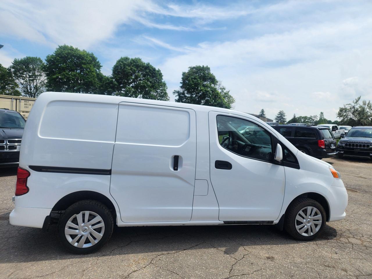 2021 Nissan NV200 S l Clean Carfax l No Accident l Fuel Efficient Photo3