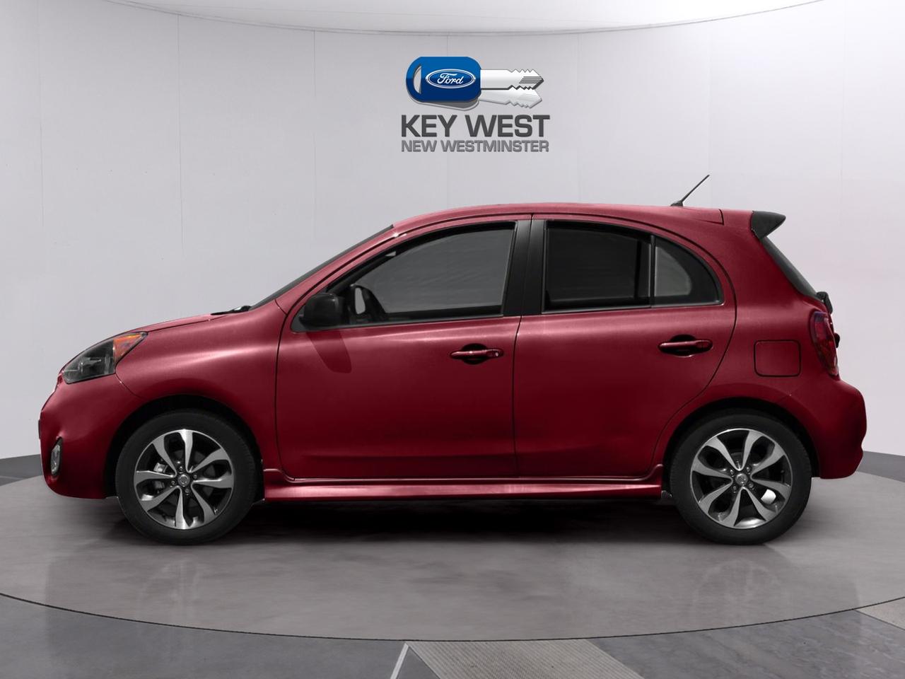 2015 Nissan Micra SV Photo1
