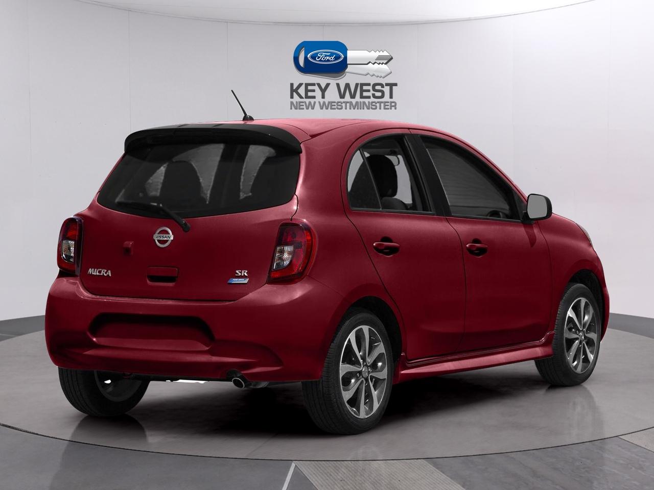 2015 Nissan Micra SV Photo2