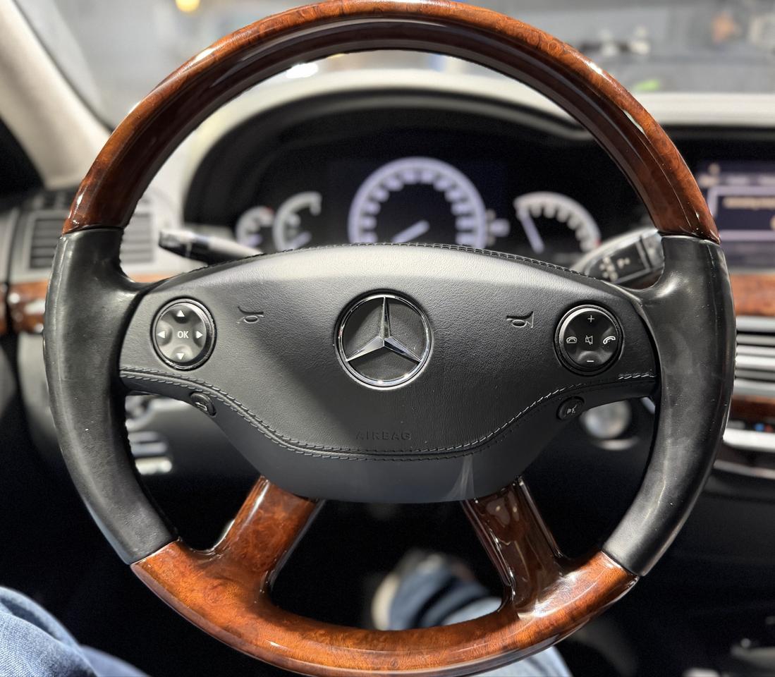 2008 Mercedes-Benz S-Class 4dr Sdn 5.5L V12 RWD Photo