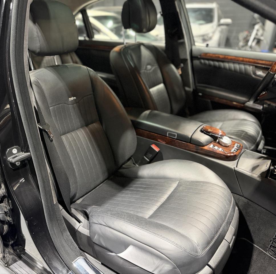 2008 Mercedes-Benz S-Class 4dr Sdn 5.5L V12 RWD Photo