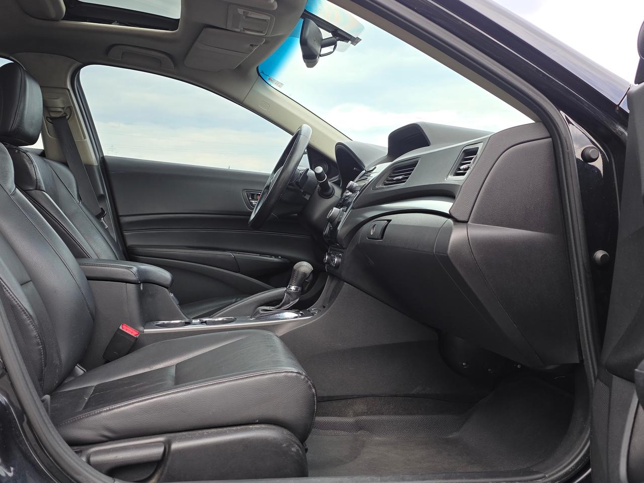 2013 Acura ILX Premium Package **GREAT FUEL MILAGE** Photo