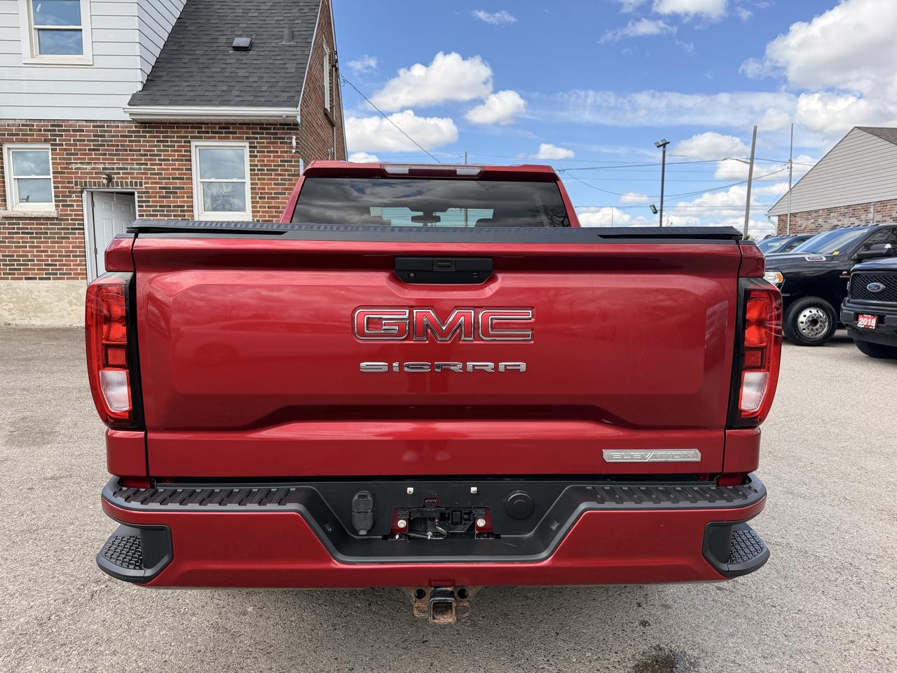 2019 GMC Sierra 1500 ELEVATION Photo