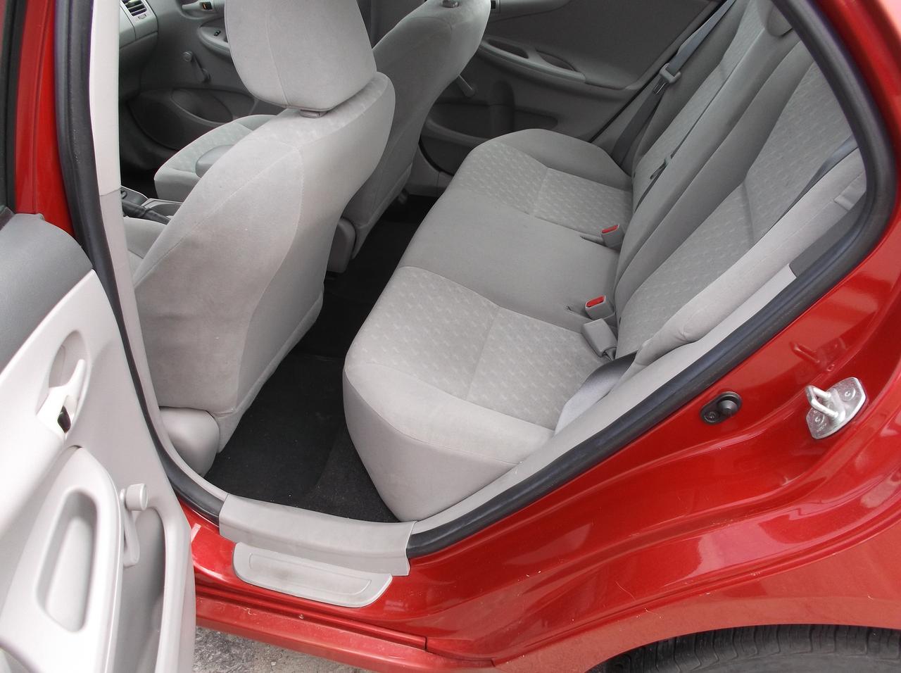 2010 Toyota Corolla Cross CE Photo