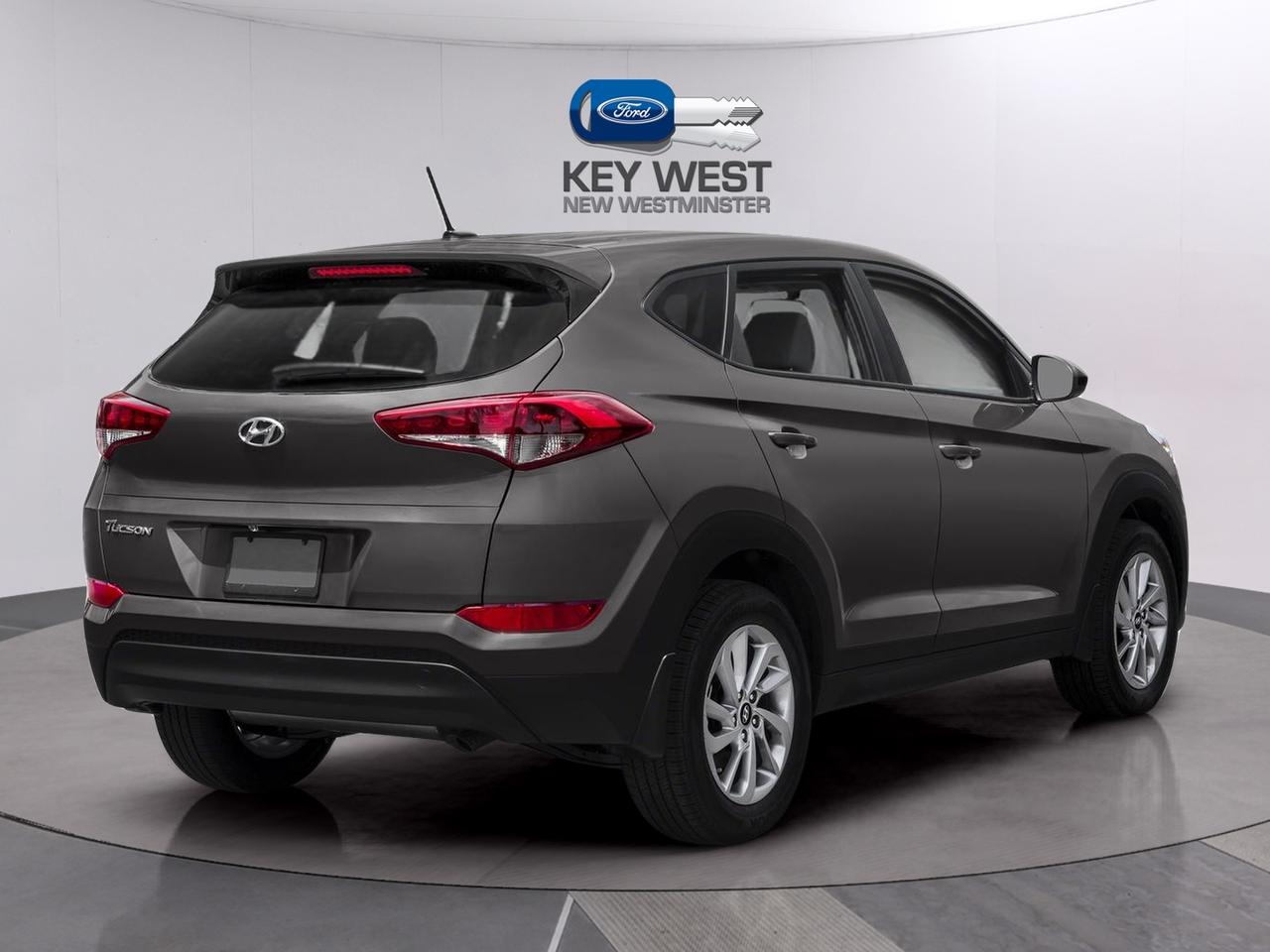 2017 Hyundai Tucson SE Photo2