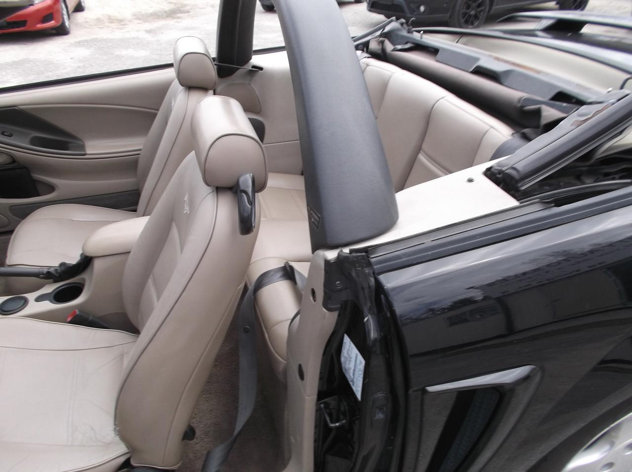 2003 Ford Mustang Convertible Photo