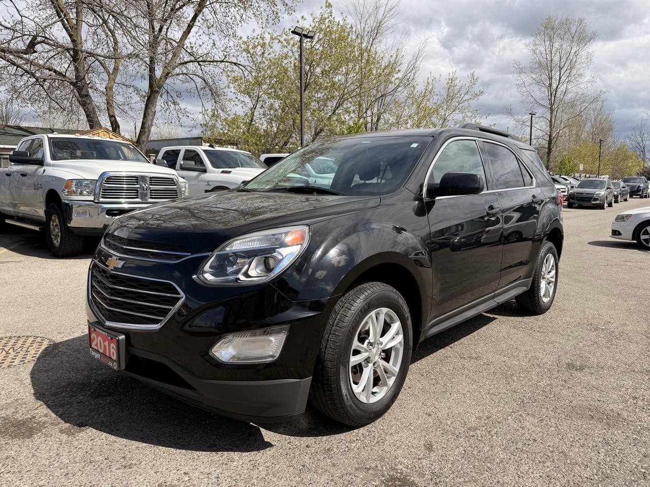 2016 Chevrolet Equinox LT | Clean CARFAX Photo2
