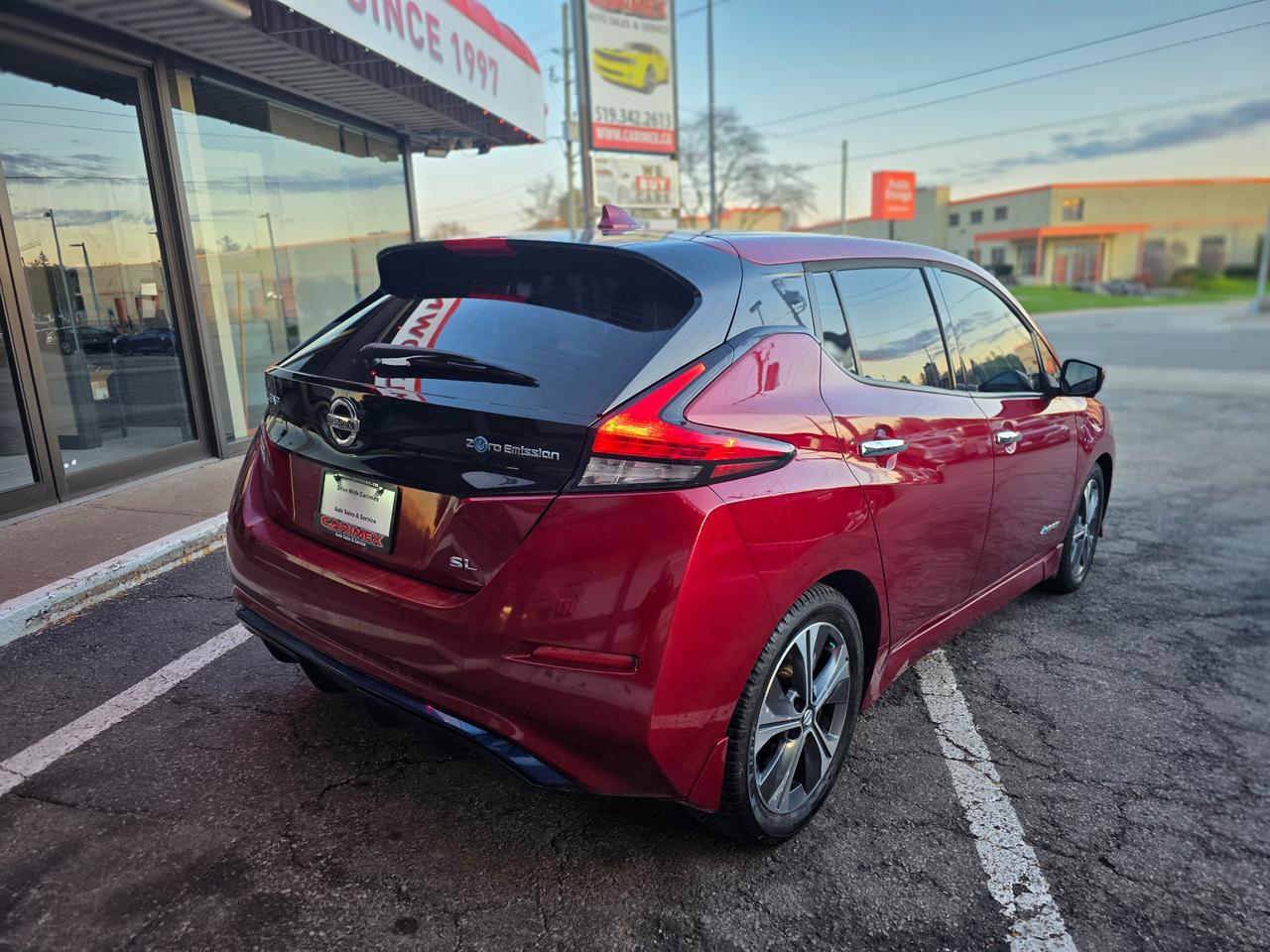 2018 Nissan Leaf SL EV | Accident Free | LOADED Photo4