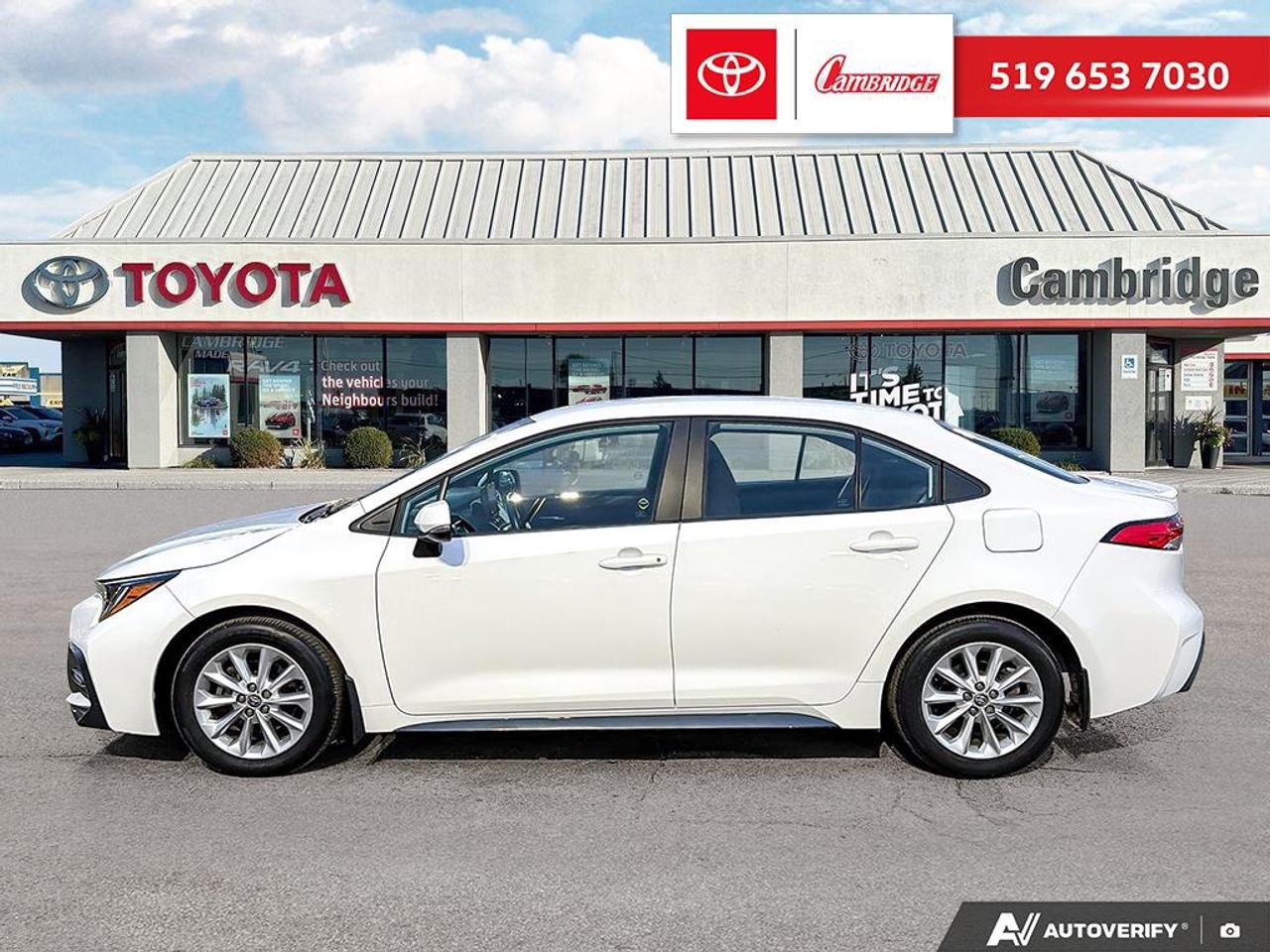 2022 Toyota Corolla SE Photo