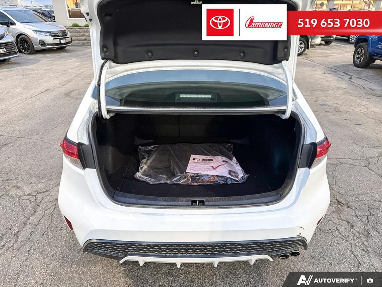 2022 Toyota Corolla SE Photo