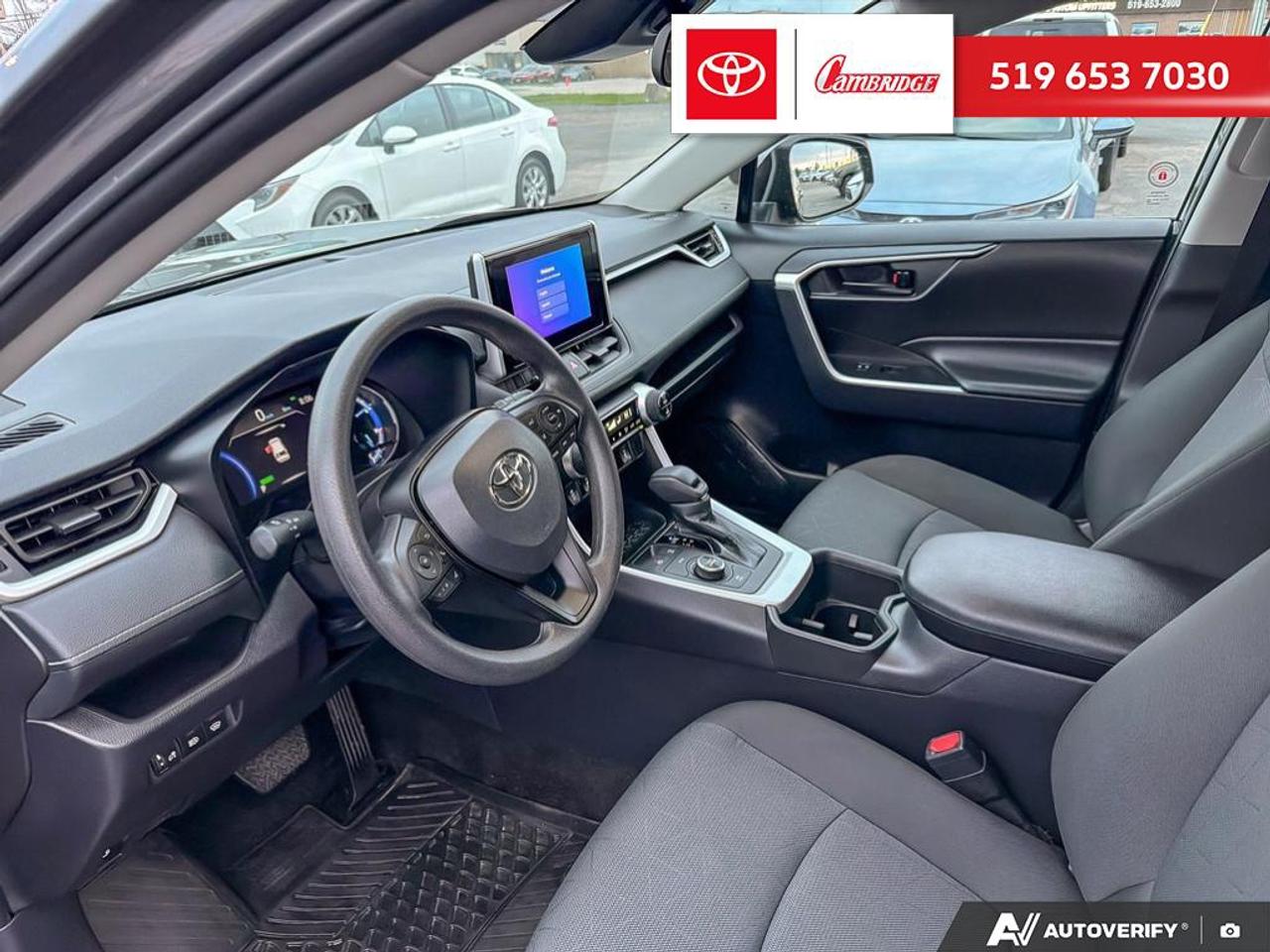 2024 Toyota RAV4 Hybrid LE Photo