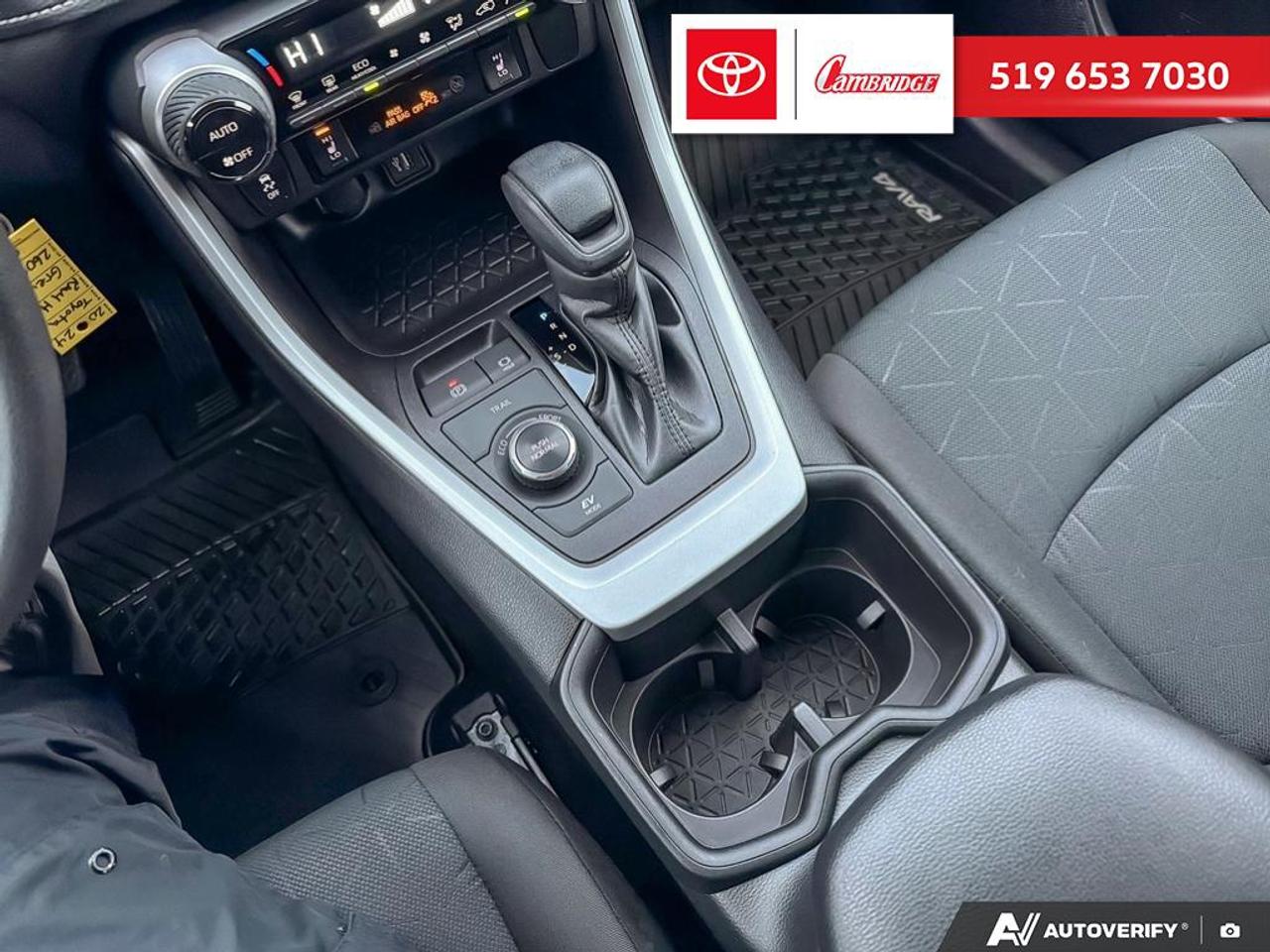 2024 Toyota RAV4 Hybrid LE Photo