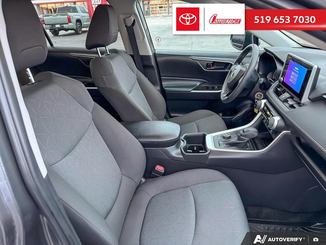 2024 Toyota RAV4 Hybrid LE Photo