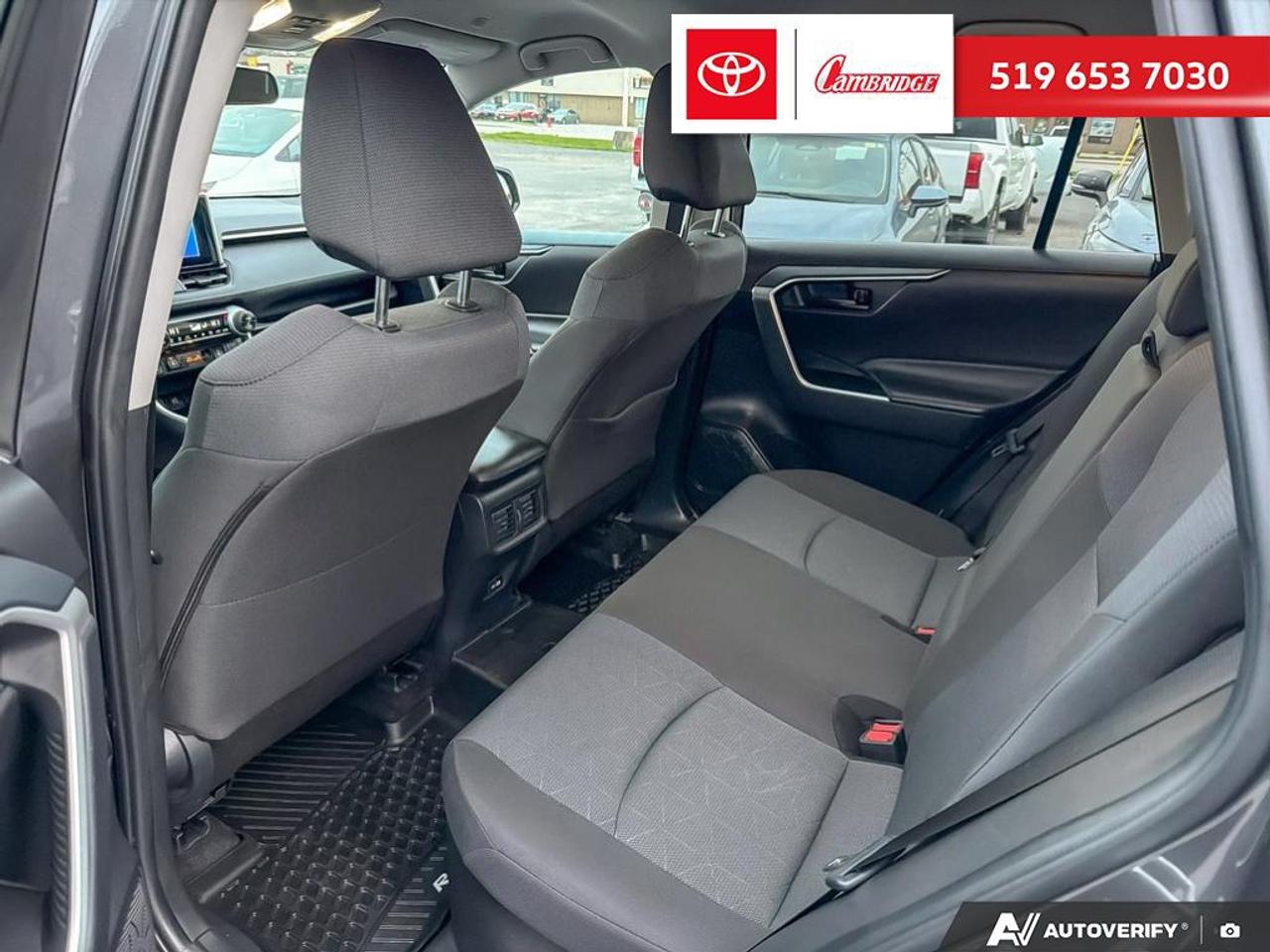 2024 Toyota RAV4 Hybrid LE Photo