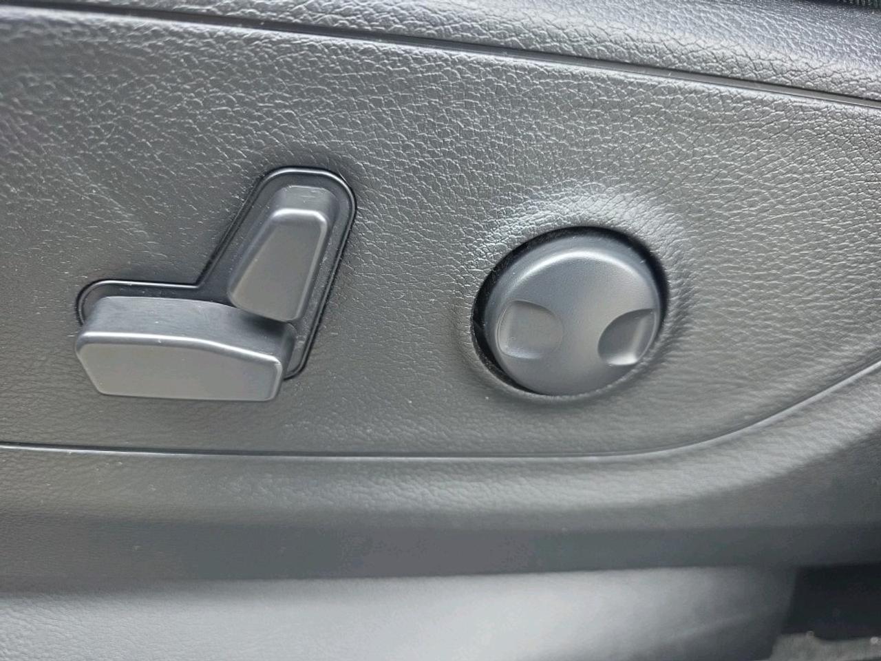 2023 RAM 1500 Sport SPORT NIGHT EDITION Photo