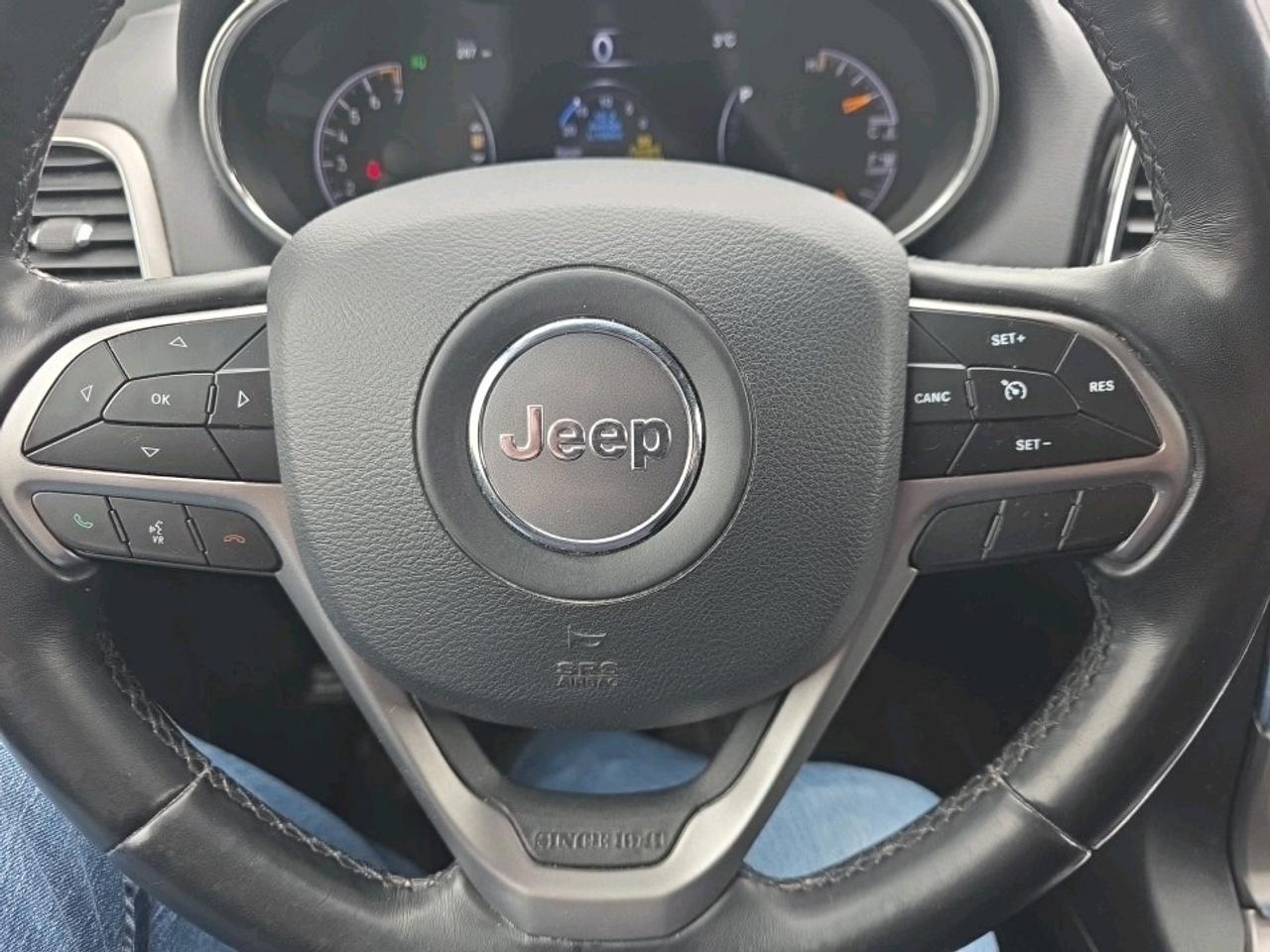 2020 Jeep Grand Cherokee LAREDO Laredo 4X4 Photo