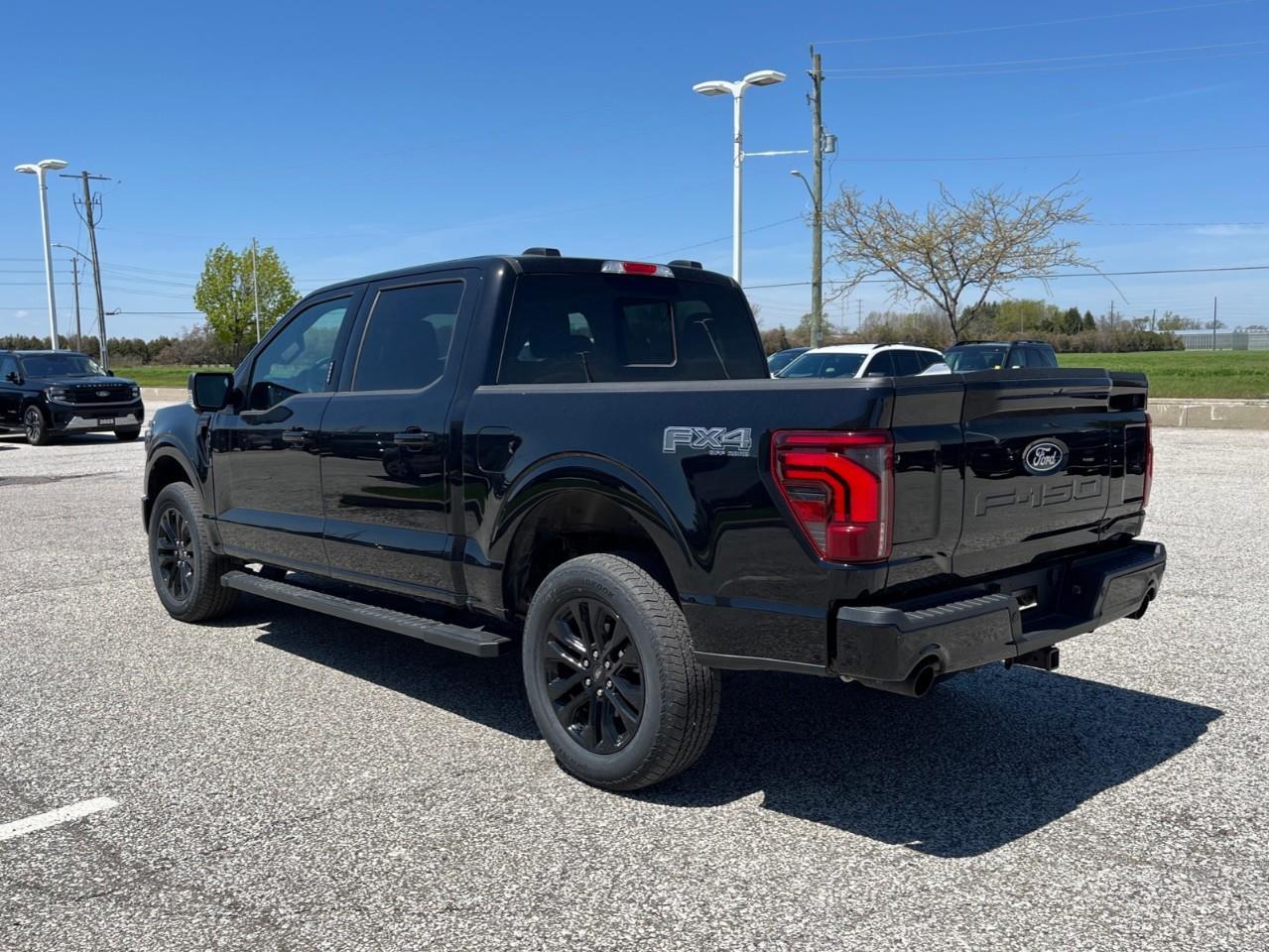 2026 Ford F-150 Lariat Photo4
