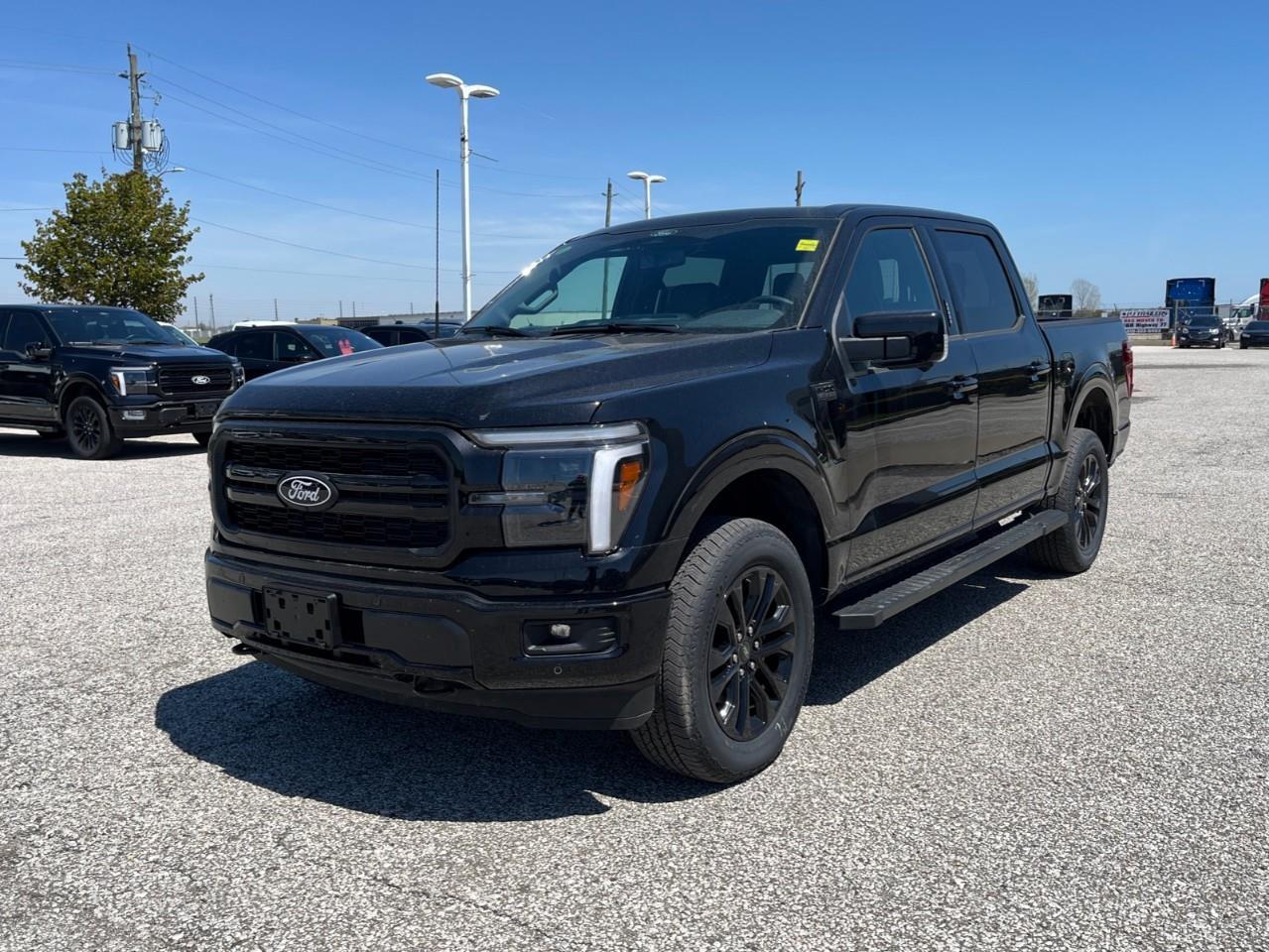 2026 Ford F-150 Lariat Photo3