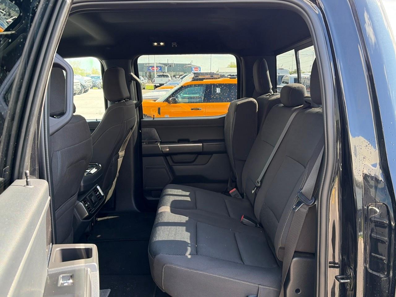 2023 Ford F-150 XLT 4WD SuperCrew 5.5' Box Photo