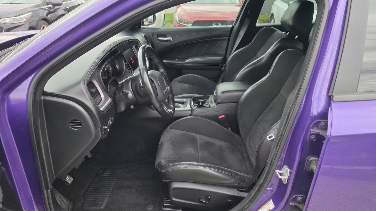 2019 Dodge Charger R/T / NO ACCIDENTS / 5.7L / NAV / ROOF/ PERF SEATS Photo3