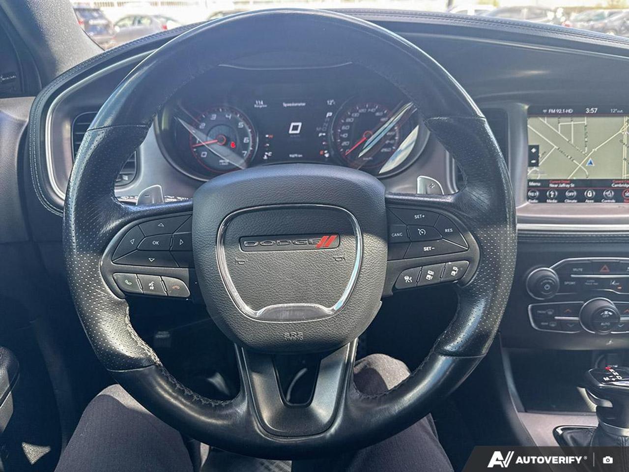 2019 Dodge Charger R/T / NO ACCIDENTS / 5.7L / NAV / ROOF/ PERF SEATS Photo