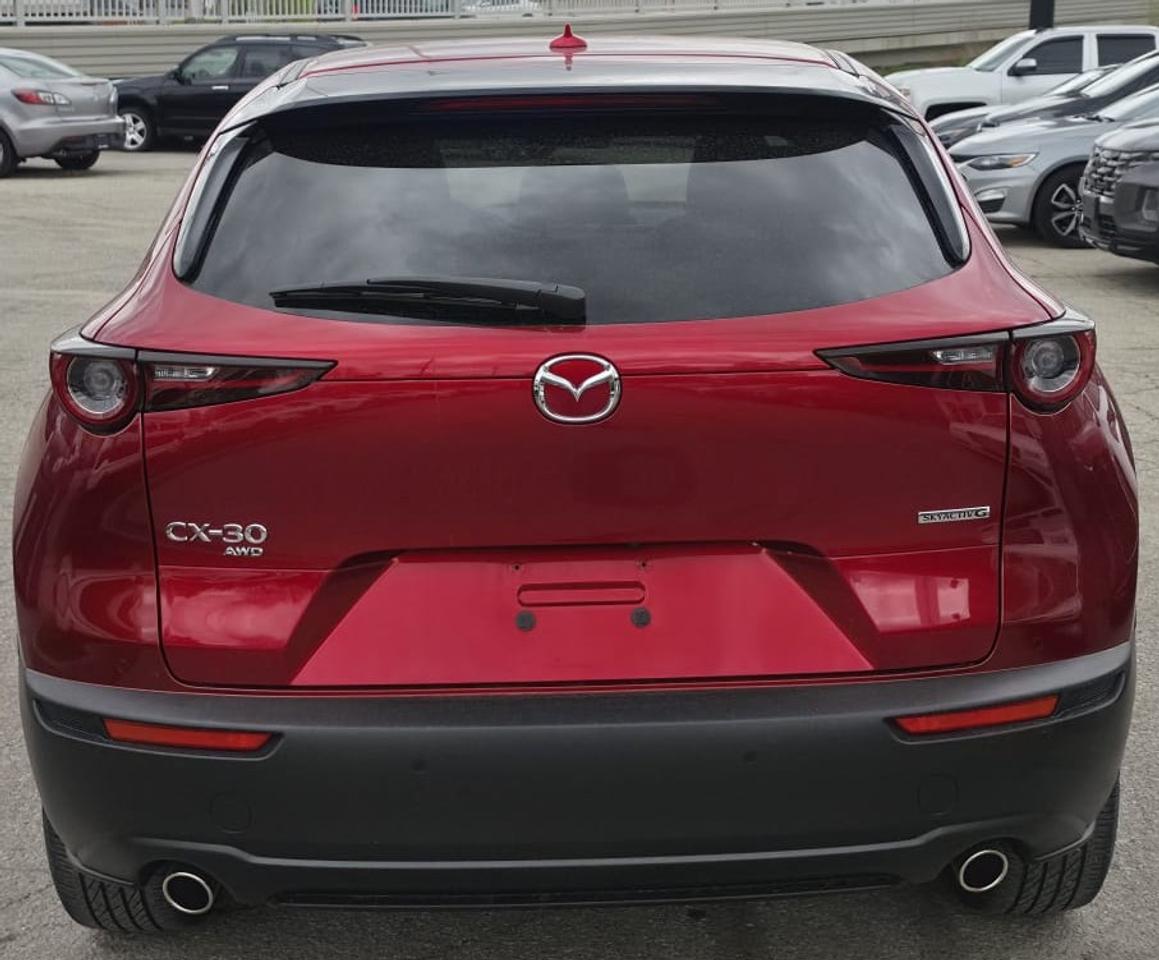 2021 Mazda CX-30 GT / NO ACCIDENTS / AWD / LEATHER / ROOF / NAV Photo2