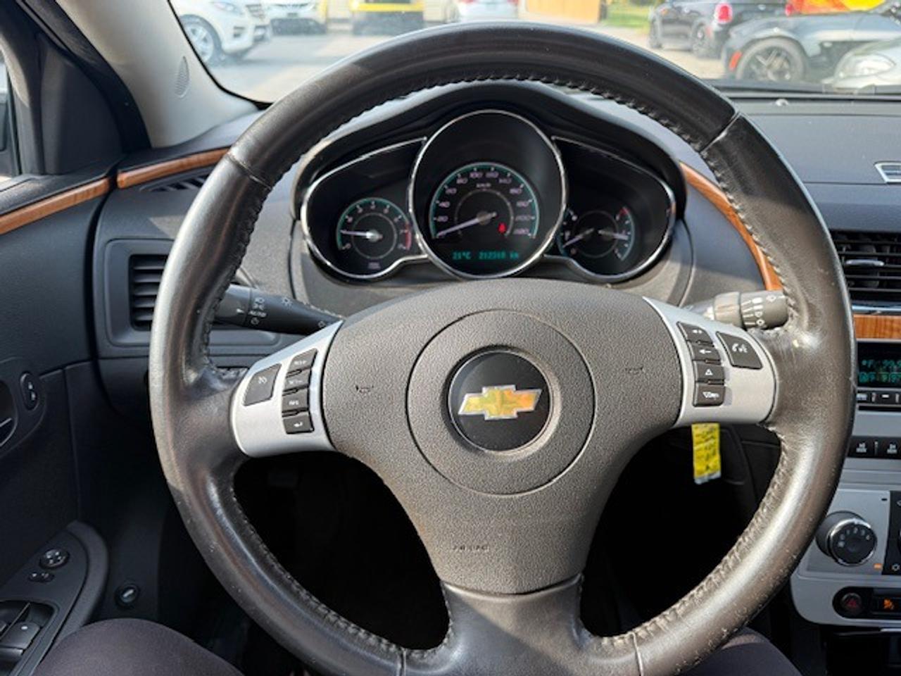2012 Chevrolet Malibu 4dr Sdn Photo