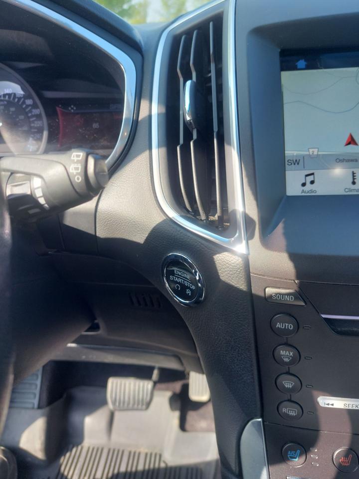 2017 Ford Edge 4DR TITANIUM AWD Photo