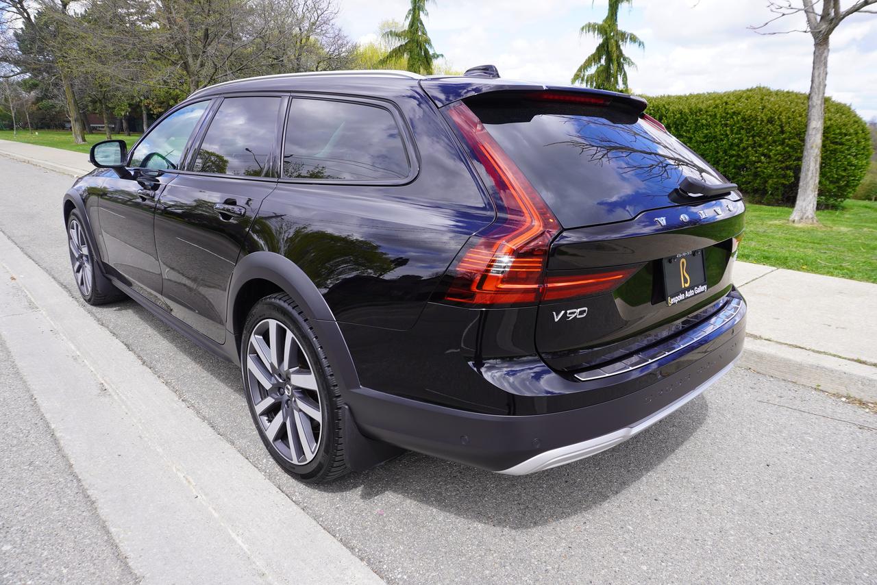 2022 Volvo V90 1 OWNER / NO ACCIDENTS / B6 AWD / CROSS COUNTRY Photo2