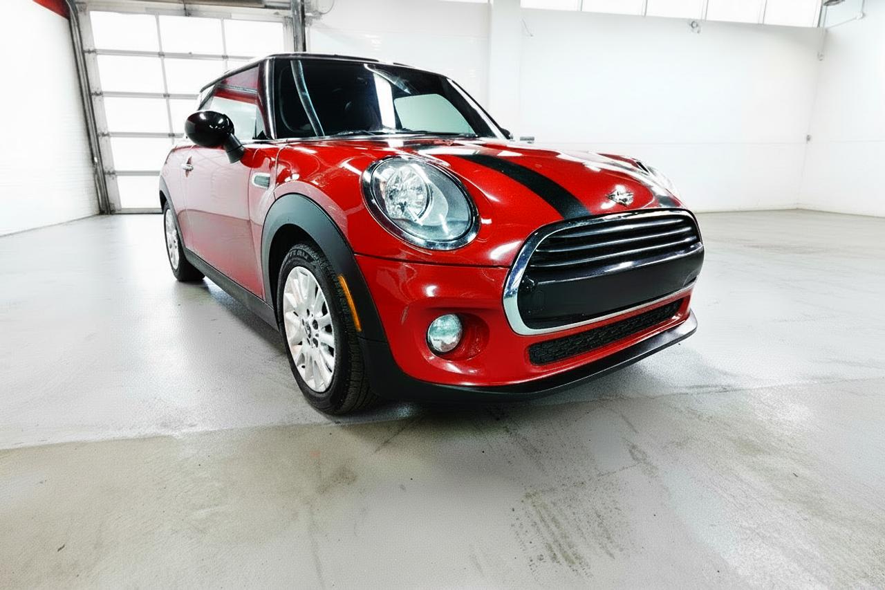 2018 MINI Cooper COOPER,NAVI,AUTO,WELL MAINTAIN,2 SET RIMS - Photo #1