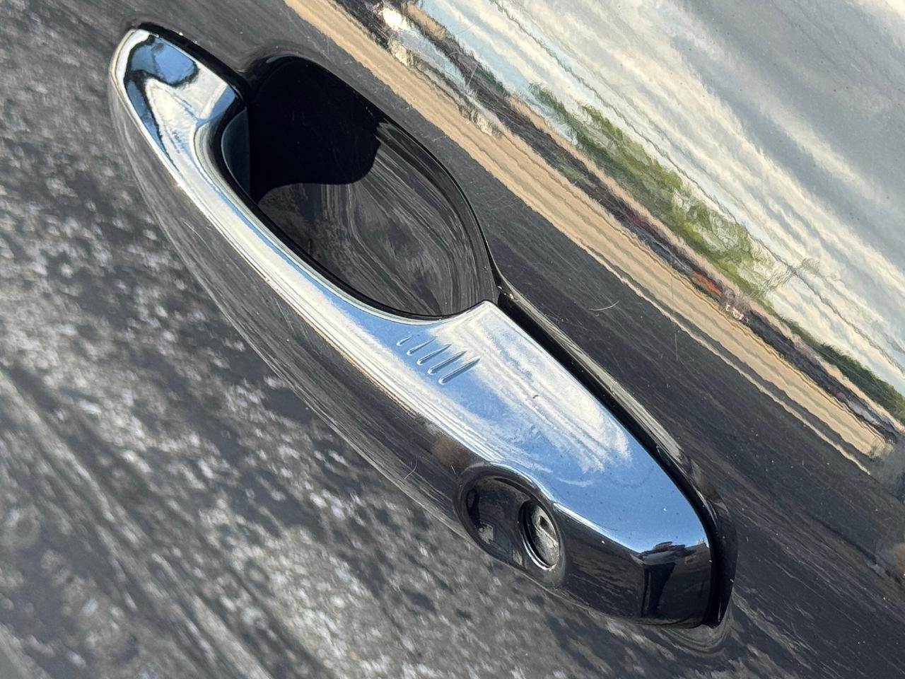 1777672833