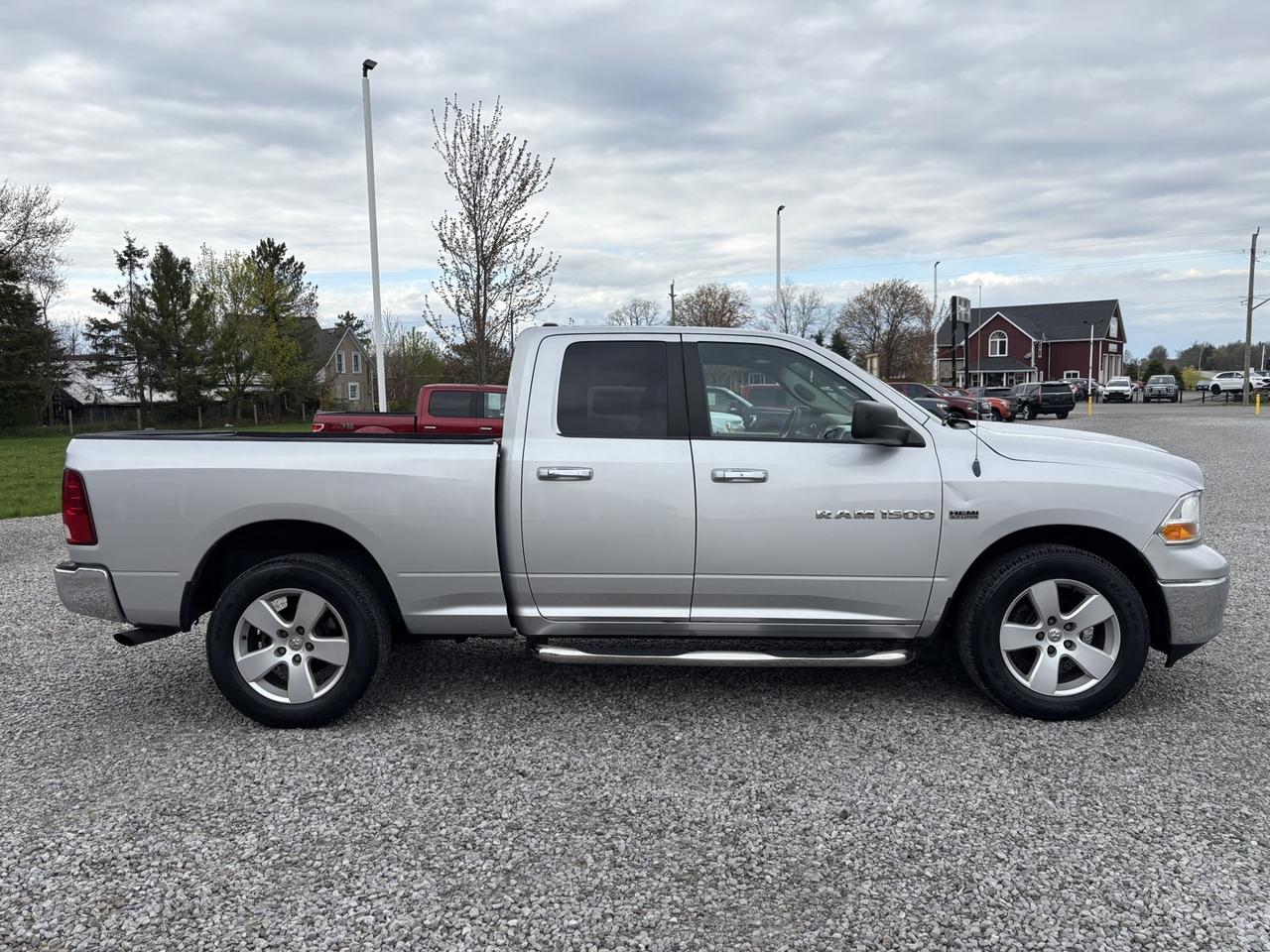 2011 Dodge Ram 1500 SLT Photo