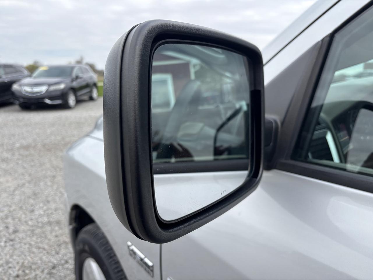 2011 Dodge Ram 1500 SLT Photo