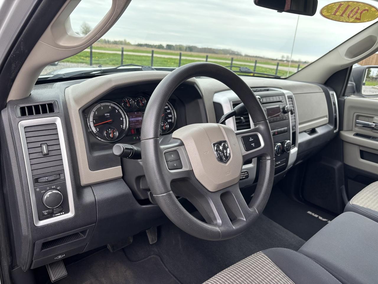 2011 Dodge Ram 1500 SLT Photo