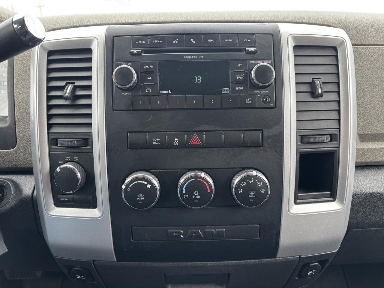 2011 Dodge Ram 1500 SLT Photo