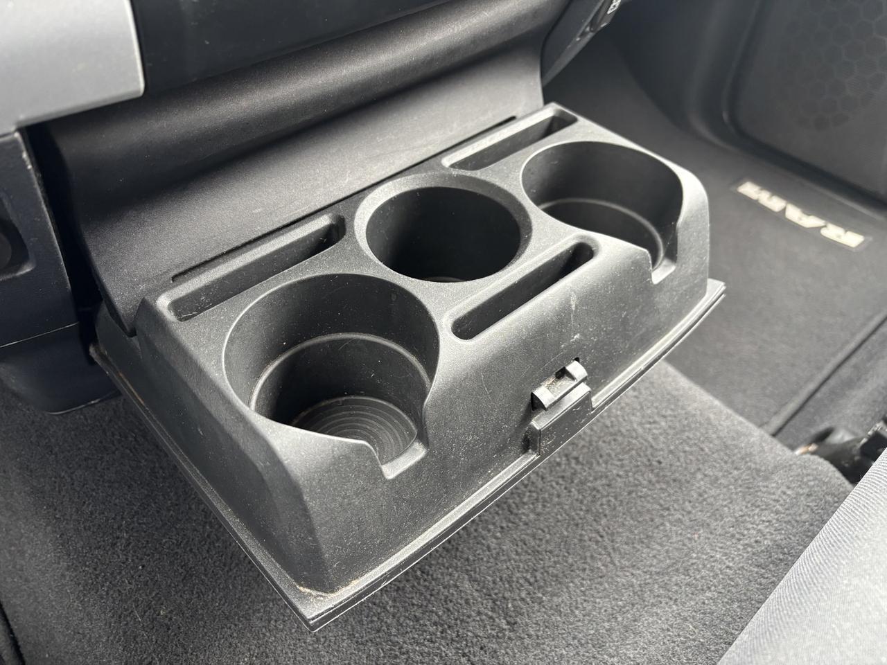 2011 Dodge Ram 1500 SLT Photo