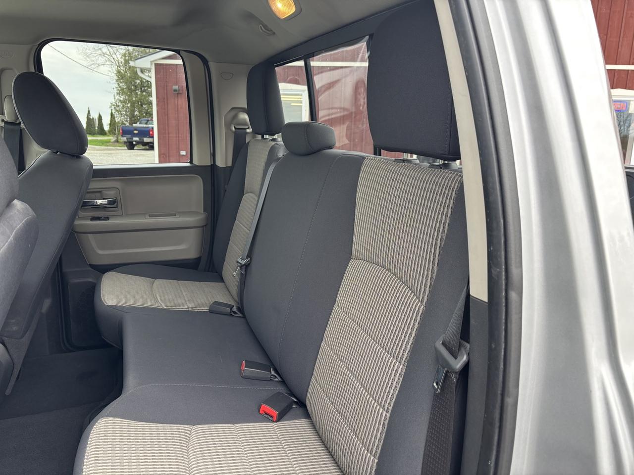 2011 Dodge Ram 1500 SLT Photo