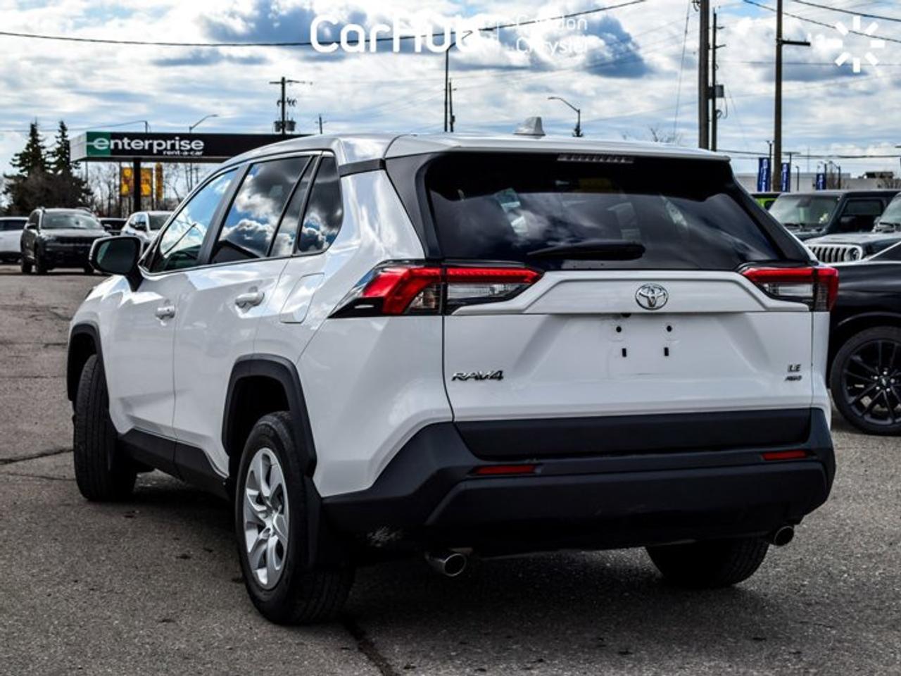 2023 Toyota RAV4 LE Photo