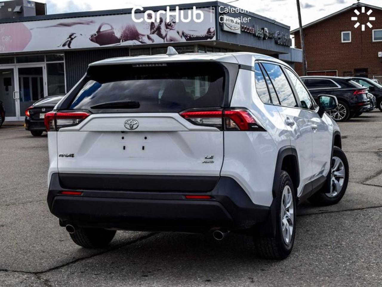 2023 Toyota RAV4 LE Photo