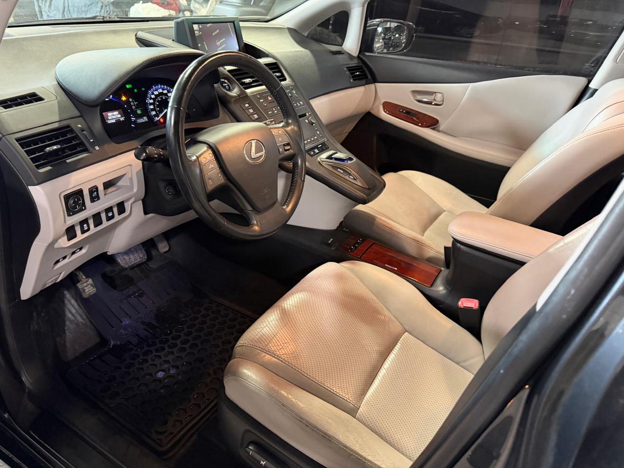 2010 Lexus HS 250H PREMIUM LUXURY PKG | HYBRID | HEATED&COOLED SEATS Photo