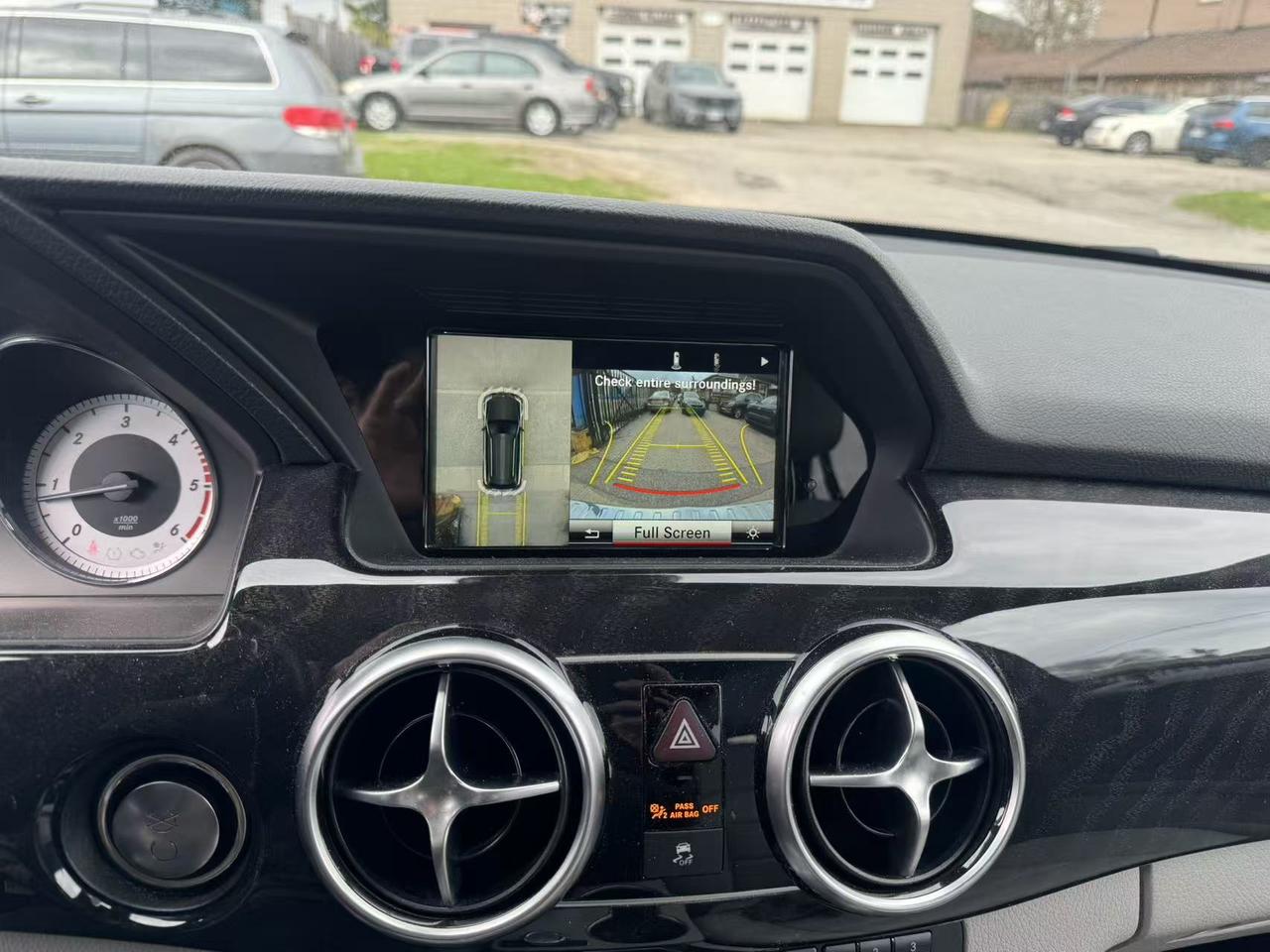 2015 Mercedes-Benz GLK-Class 4MATIC 4DR GLK 250 BLUETEC Photo