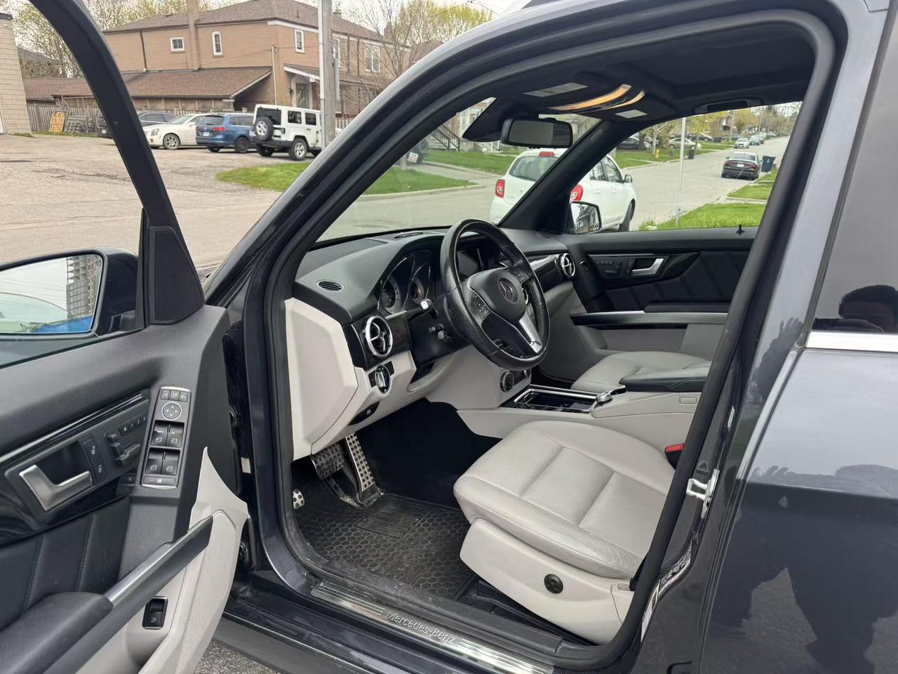 2015 Mercedes-Benz GLK-Class 4MATIC 4DR GLK 250 BLUETEC Photo