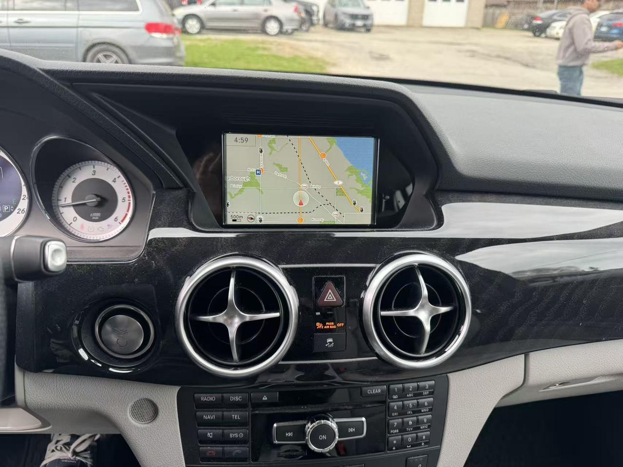 2015 Mercedes-Benz GLK-Class 4MATIC 4DR GLK 250 BLUETEC Photo