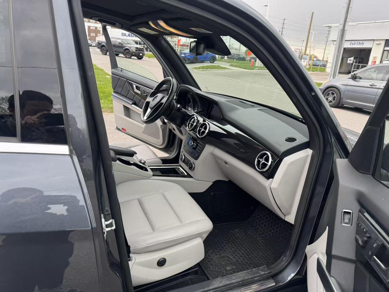 2015 Mercedes-Benz GLK-Class 4MATIC 4DR GLK 250 BLUETEC Photo
