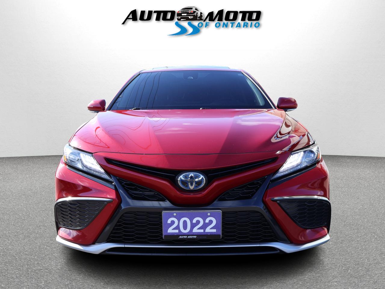 2022 Toyota Camry HYBRID XSE CERTIFIED *1 OWNER*TOYOTA MAINTAIN* CAMERA BLUETOOTH LEATHER HEATED SEATS SUNROOF CRUISE ALLOYS Photo