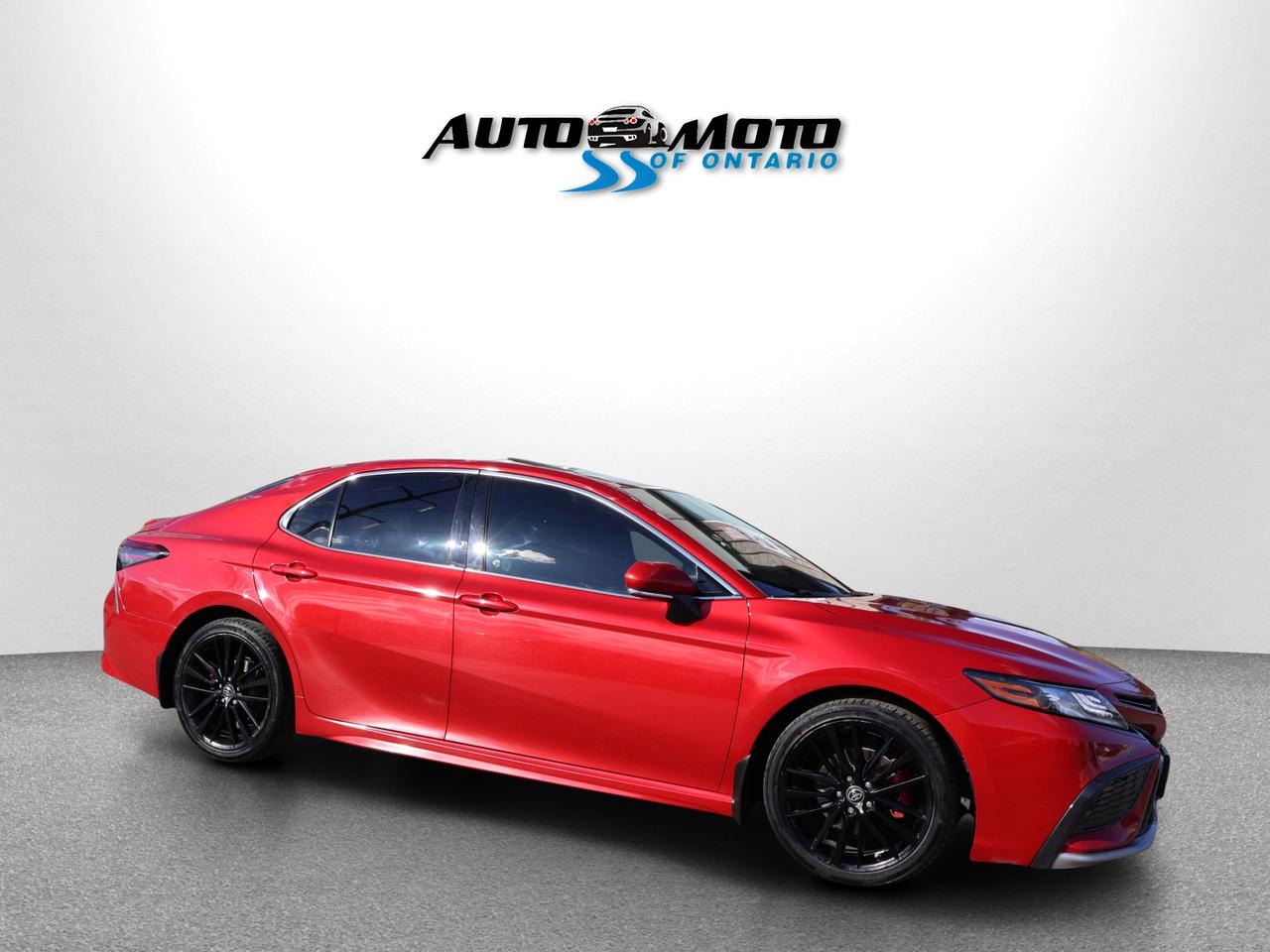 2022 Toyota Camry HYBRID XSE CERTIFIED *1 OWNER*TOYOTA MAINTAIN* CAMERA BLUETOOTH LEATHER HEATED SEATS SUNROOF CRUISE ALLOYS Photo