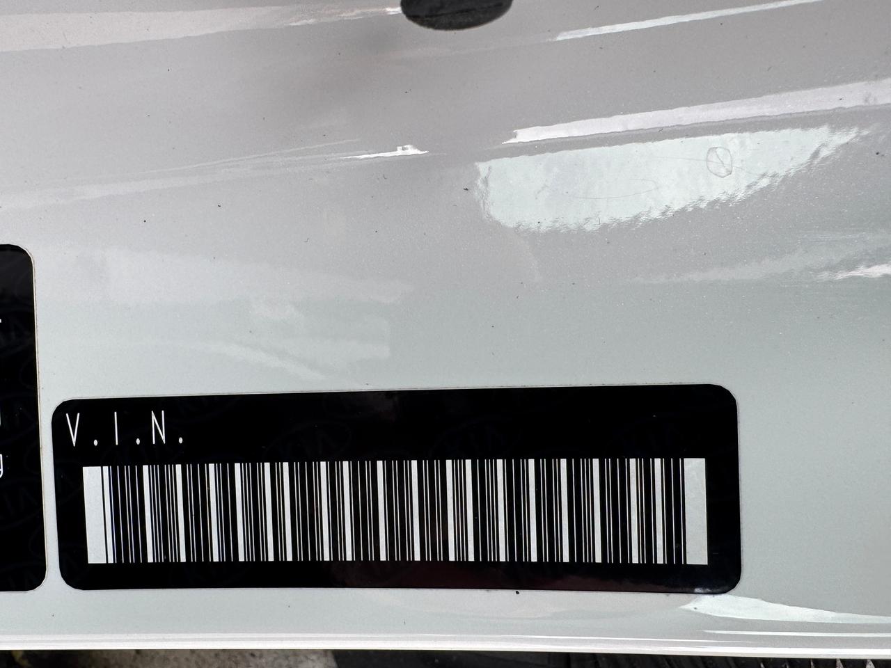 1777674915