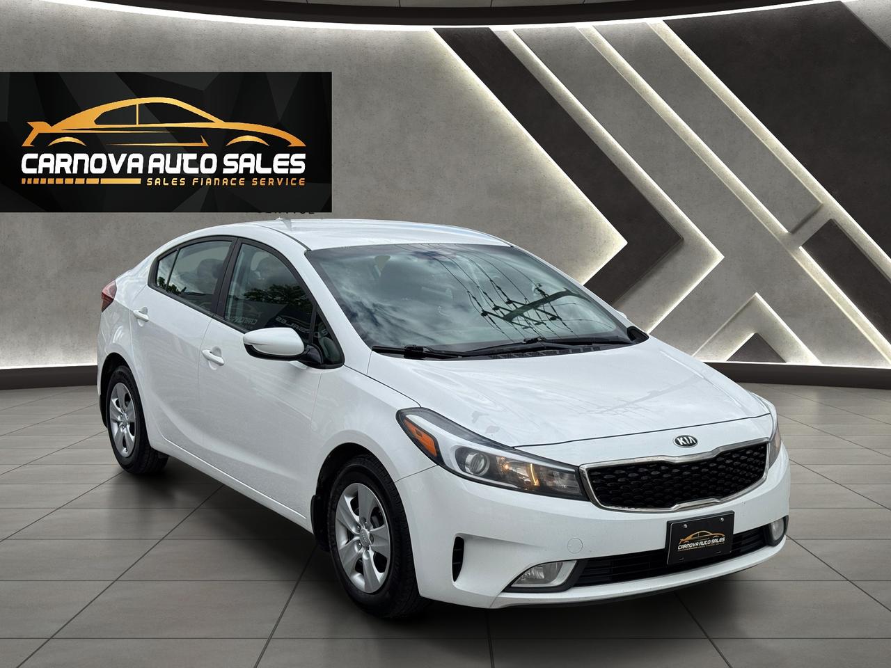 2017 Kia Forte LX+CLEAN CARFAX+ApplePlay+Camera+Heated Seats Photo