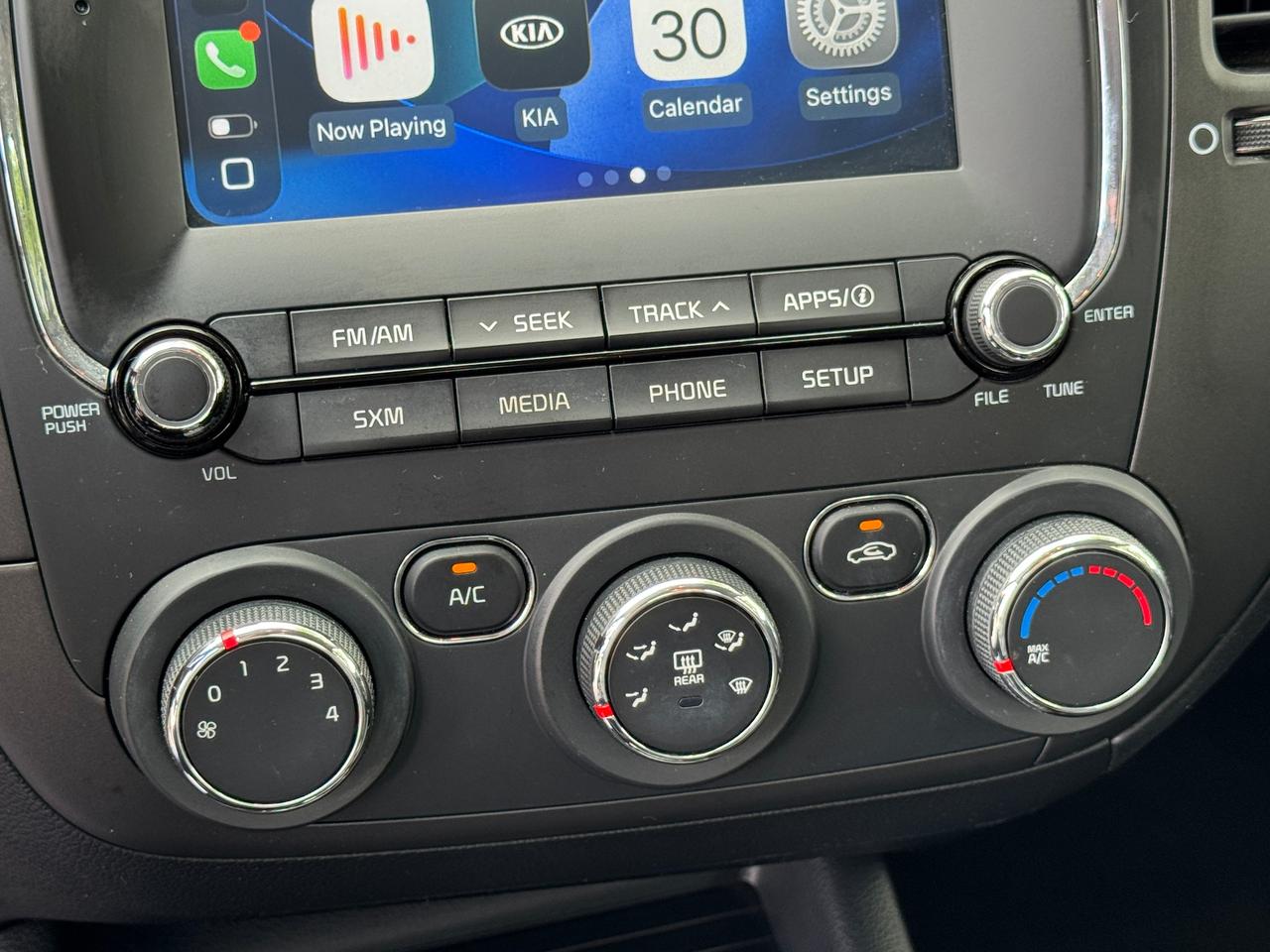 2017 Kia Forte LX+CLEAN CARFAX+ApplePlay+Camera+Heated Seats Photo