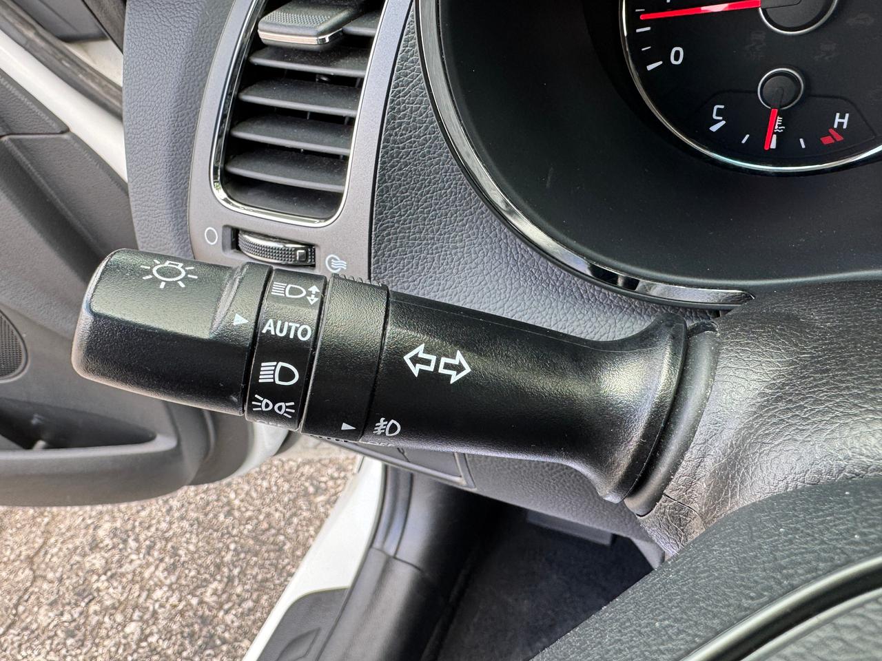 2017 Kia Forte LX+CLEAN CARFAX+ApplePlay+Camera+Heated Seats Photo